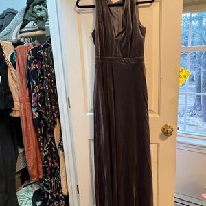 Elegant Sleeveless Gray Dress